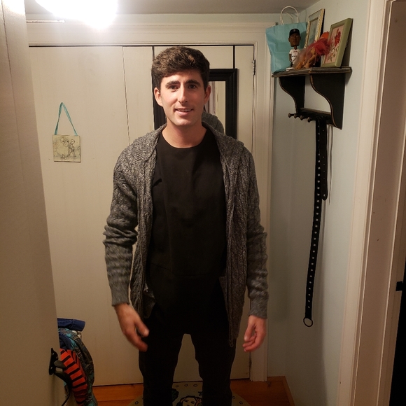 Cable knit zip up hoodie - Picture 2 of 6